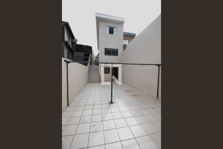 Casa para alugar com 130m², 3 quartos e 1 vaga Casa para alugar com 130m², 3 quartos e 1 vagaAmplo quintal