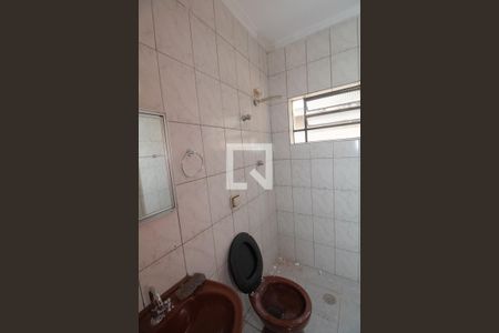 Casa para alugar com 130m², 3 quartos e 1 vaga Casa para alugar com 130m², 3 quartos e 1 vagaBanheiro