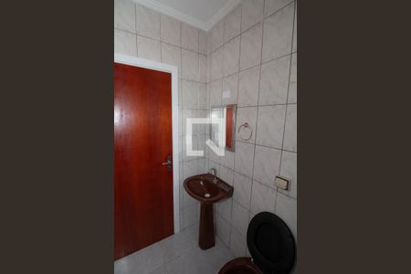 Casa para alugar com 130m², 3 quartos e 1 vaga Casa para alugar com 130m², 3 quartos e 1 vagaBanheiro