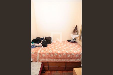 Apartamento à venda com 240m², 5 quartos e 3 vagas Apartamento à venda com 240m², 5 quartos e 3 vagasQuarto de Serviço 2