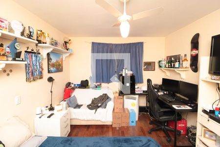 Apartamento à venda com 240m², 5 quartos e 3 vagas Apartamento à venda com 240m², 5 quartos e 3 vagasQuarto 1