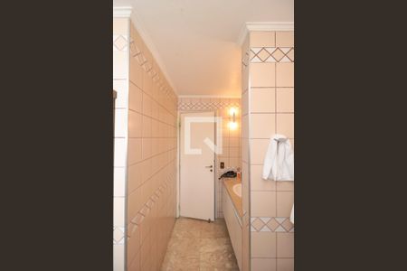 Apartamento à venda com 240m², 5 quartos e 3 vagas Apartamento à venda com 240m², 5 quartos e 3 vagasBanheiro
