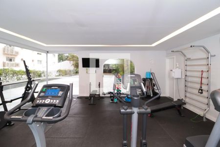 Apartamento à venda com 240m², 5 quartos e 3 vagas Apartamento à venda com 240m², 5 quartos e 3 vagasÁrea comum - Academia