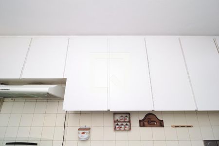 Apartamento à venda com 240m², 5 quartos e 3 vagas Apartamento à venda com 240m², 5 quartos e 3 vagasCozinha - Armários