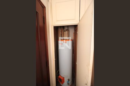 Apartamento à venda com 240m², 5 quartos e 3 vagas Apartamento à venda com 240m², 5 quartos e 3 vagasSuíte - Aquecedor