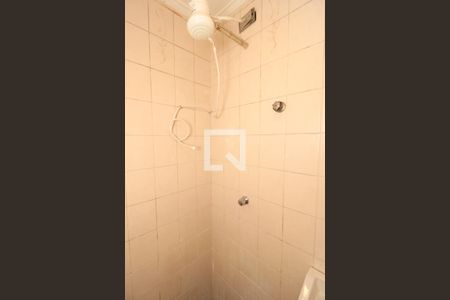 Apartamento à venda com 240m², 5 quartos e 3 vagas Apartamento à venda com 240m², 5 quartos e 3 vagasBanheiro de serviço