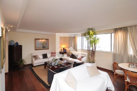 Apartamento à venda com 240m², 5 quartos e 3 vagas Apartamento à venda com 240m², 5 quartos e 3 vagasSala