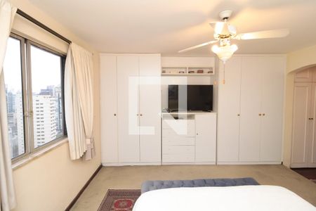 Apartamento à venda com 240m², 5 quartos e 3 vagas Apartamento à venda com 240m², 5 quartos e 3 vagasSuíte