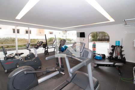 Apartamento à venda com 240m², 5 quartos e 3 vagas Apartamento à venda com 240m², 5 quartos e 3 vagasÁrea comum - Academia