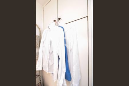 Apartamento à venda com 240m², 5 quartos e 3 vagas Apartamento à venda com 240m², 5 quartos e 3 vagasQuarto de Serviço 1