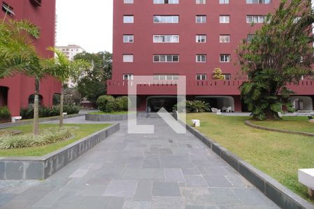 Apartamento à venda com 240m², 5 quartos e 3 vagas Apartamento à venda com 240m², 5 quartos e 3 vagasÁrea comum