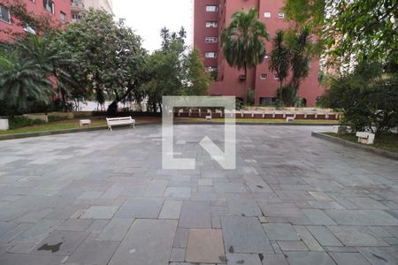 Apartamento à venda com 240m², 5 quartos e 3 vagas Apartamento à venda com 240m², 5 quartos e 3 vagasÁrea comum