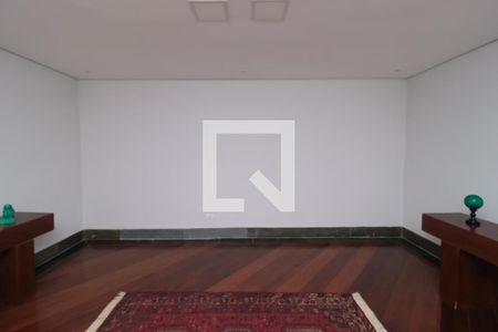 Apartamento à venda com 240m², 5 quartos e 3 vagas Apartamento à venda com 240m², 5 quartos e 3 vagasHall social