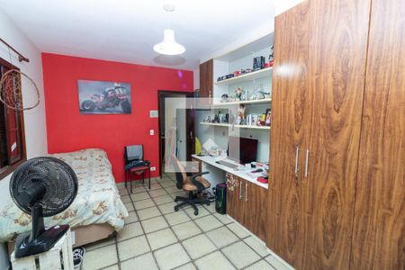 Casa à venda com 205m², 3 quartos e 2 vagasQuarto 1