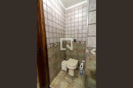 Casa à venda com 205m², 3 quartos e 2 vagasBanheiro