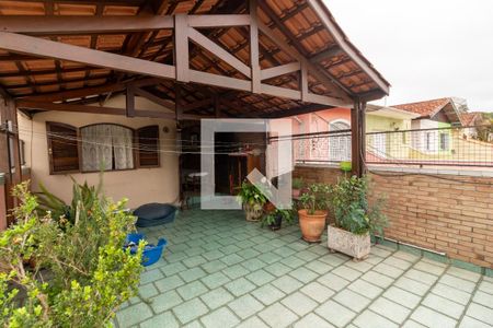 Casa à venda com 205m², 3 quartos e 2 vagasVaranda Quarto 2
