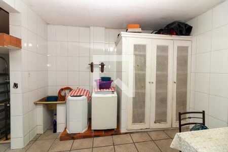 Casa à venda com 205m², 3 quartos e 2 vagasÁrea de Serviço