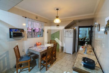 Casa à venda com 205m², 3 quartos e 2 vagasCozinha