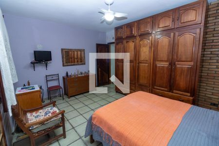 Casa à venda com 205m², 3 quartos e 2 vagasQuarto 2