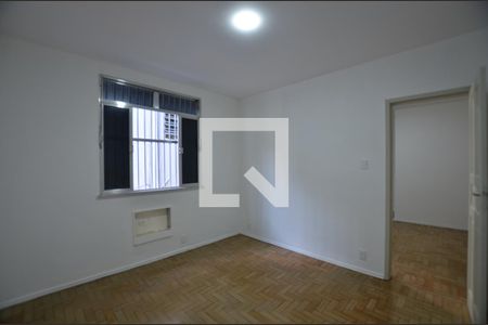 Quarto 1 de apartamento para alugar com 2 quartos, 70m² em Vila da Penha, Rio de Janeiro