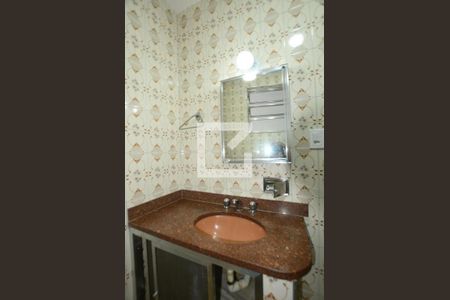 Apartamento para alugar com 70m², 2 quartos e sem vagaBanheiro