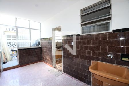 Apartamento para alugar com 70m², 2 quartos e sem vagaÁrea de Serviço