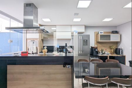 Casa à venda com 258m², 3 quartos e 4 vagasCozinha