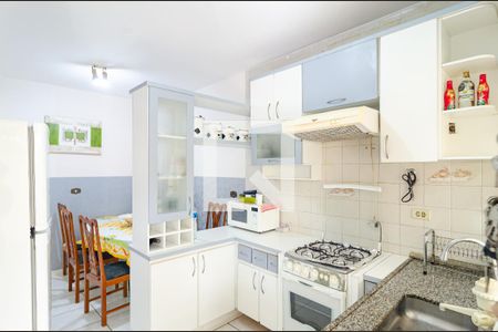 Casa para alugar com 96m², 2 quartos e 1 vaga Casa para alugar com 96m², 2 quartos e 1 vagaCozinha