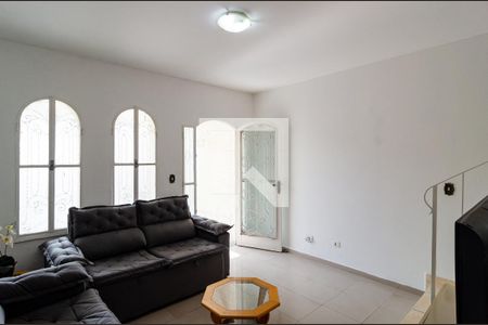 Sala de casa para alugar com 2 quartos, 96m² em Vila Alexandria, São Paulo