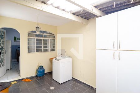 Casa para alugar com 96m², 2 quartos e 1 vaga Casa para alugar com 96m², 2 quartos e 1 vagaLavanderia