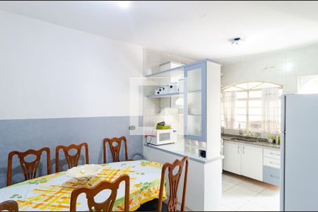 Casa para alugar com 96m², 2 quartos e 1 vaga Casa para alugar com 96m², 2 quartos e 1 vagaCozinha