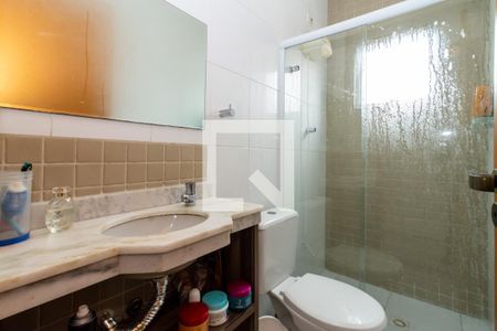 Casa à venda com 270m², 4 quartos e 3 vagas Casa à venda com 270m², 4 quartos e 3 vagasBanheiro Corredor