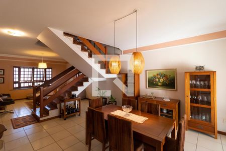 Salas de casa para alugar com 3 quartos, 210m² em Cidade Universitária, Campinas