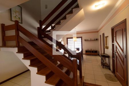 Salas de casa para alugar com 3 quartos, 210m² em Cidade Universitária, Campinas