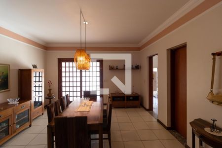 Salas de casa para alugar com 3 quartos, 210m² em Cidade Universitária, Campinas