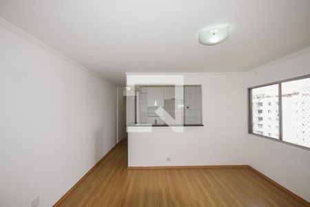 Apartamento para alugar com 70m², 2 quartos e 1 vaga Apartamento para alugar com 70m², 2 quartos e 1 vagaSala