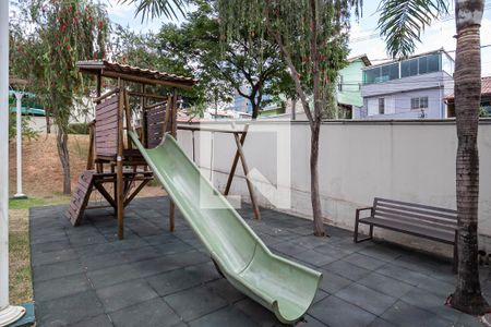 Apartamento à venda com 69m², 3 quartos e 2 vagas Apartamento à venda com 69m², 3 quartos e 2 vagasÁrea Comum - Playground