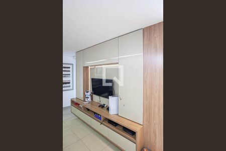 Sala  de apartamento à venda com 3 quartos, 69m² em Serrano, Belo Horizonte