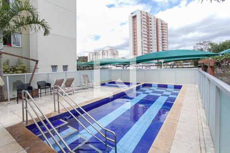 Apartamento à venda com 69m², 3 quartos e 2 vagas Apartamento à venda com 69m², 3 quartos e 2 vagasÁrea comum - Piscina