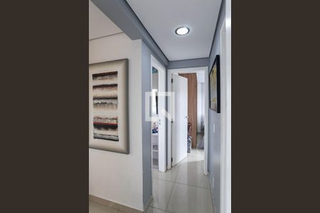 Corredor de apartamento à venda com 3 quartos, 69m² em Serrano, Belo Horizonte