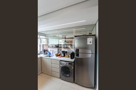 Apartamento à venda com 69m², 3 quartos e 2 vagas Apartamento à venda com 69m², 3 quartos e 2 vagasCozinha e Área de Serviço