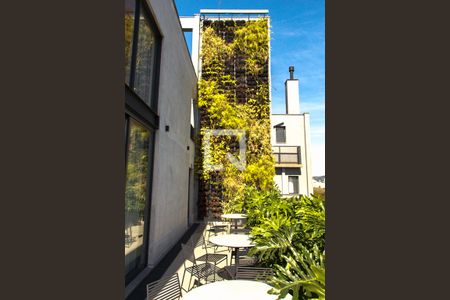 Studio à venda com 3809m², 1 quarto e sem vagaÁrea comum - Salão de festas