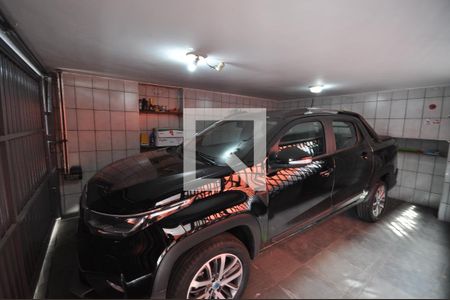 Garagem de casa para alugar com 3 quartos, 113m² em Parque Vitória, São Paulo