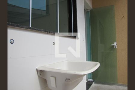 Casa à venda com 98m², 2 quartos e 2 vagasÁrea de Serviço