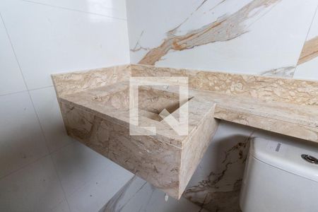 Casa à venda com 98m², 2 quartos e 2 vagasBanheiro da Suíte 2