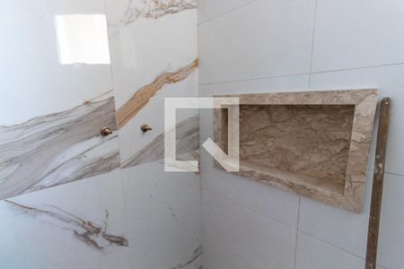 Casa à venda com 98m², 2 quartos e 2 vagasBanheiro da Suíte 2