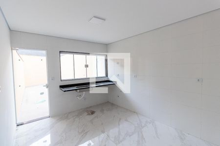 Casa à venda com 98m², 2 quartos e 2 vagasCozinha