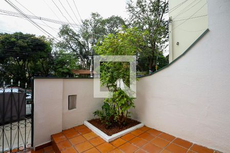 Casa para alugar com 160m², 2 quartos e 1 vagaQuintal