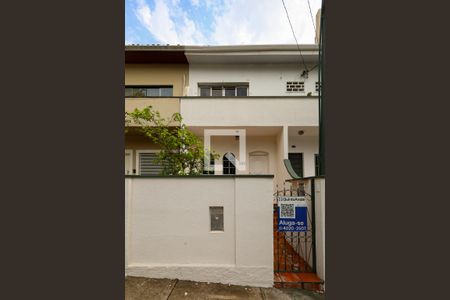 Casa para alugar com 160m², 2 quartos e 1 vagaFachada