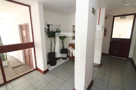 Studio à venda com 35m², 1 quarto e 1 vaga Studio à venda com 35m², 1 quarto e 1 vagaHall de entrada